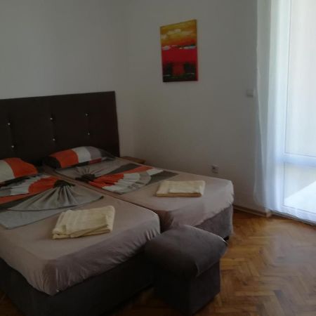 פרימורסקו Guest House Stenli מראה חיצוני תמונה