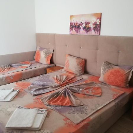 פרימורסקו Guest House Stenli מראה חיצוני תמונה