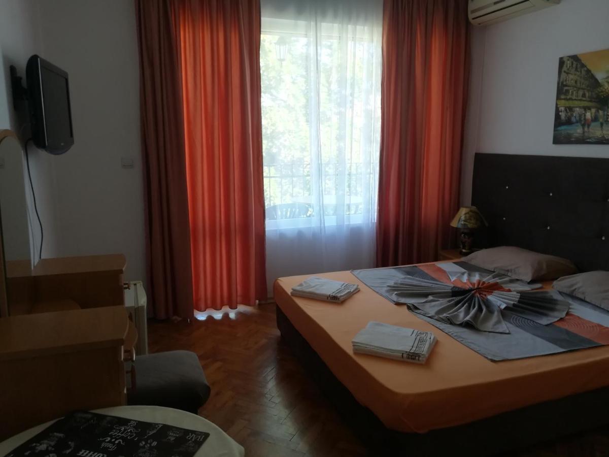 פרימורסקו Guest House Stenli מראה חיצוני תמונה