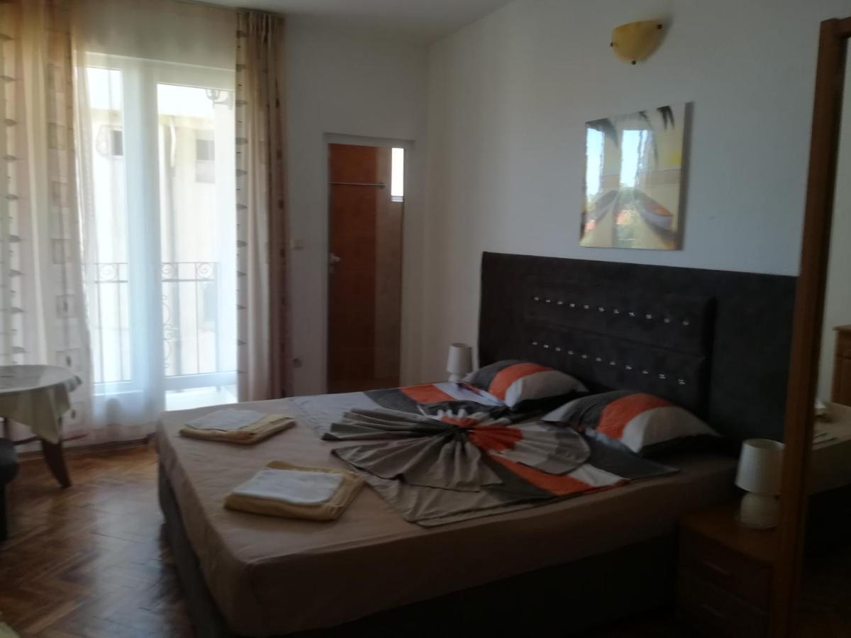 פרימורסקו Guest House Stenli מראה חיצוני תמונה