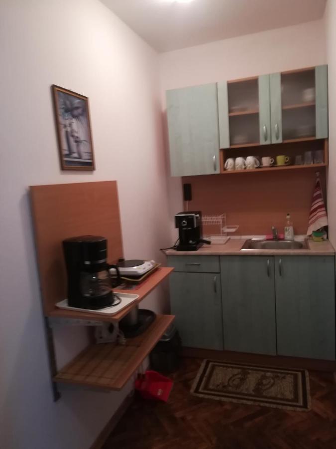 פרימורסקו Guest House Stenli מראה חיצוני תמונה