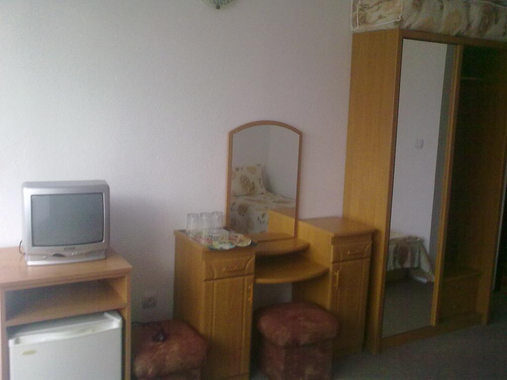 פרימורסקו Guest House Stenli מראה חיצוני תמונה