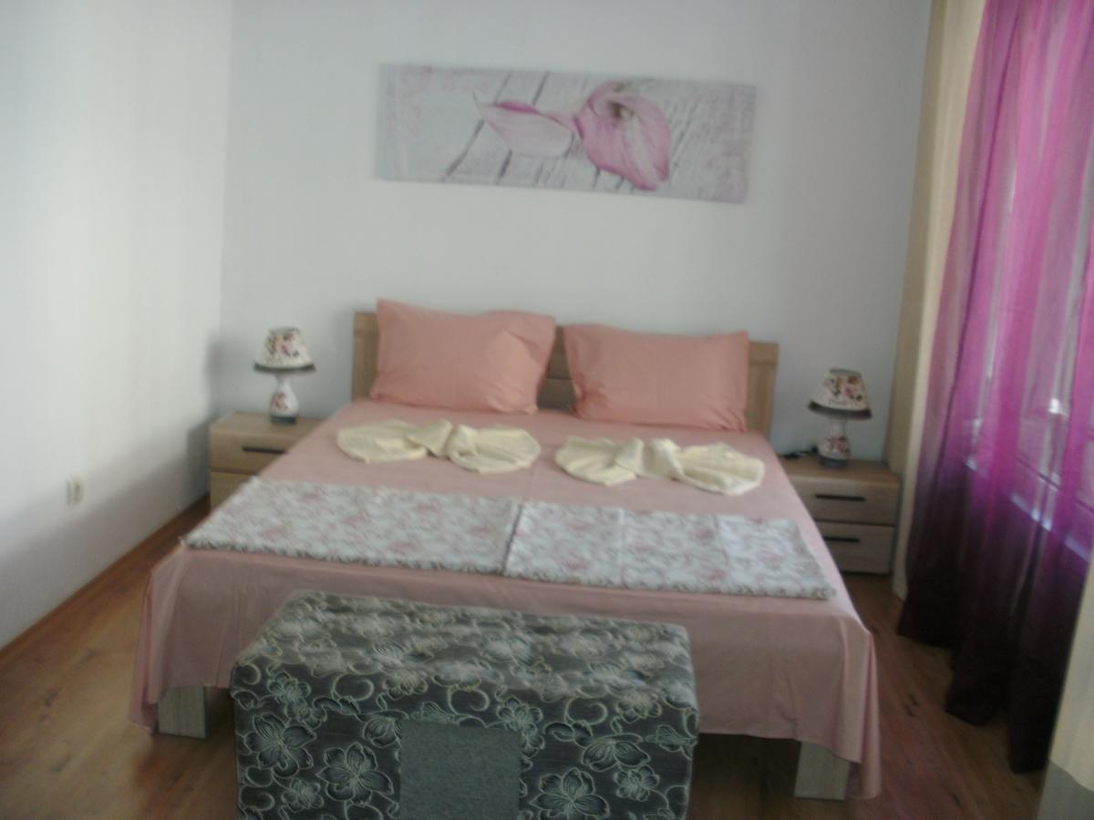 פרימורסקו Guest House Stenli מראה חיצוני תמונה