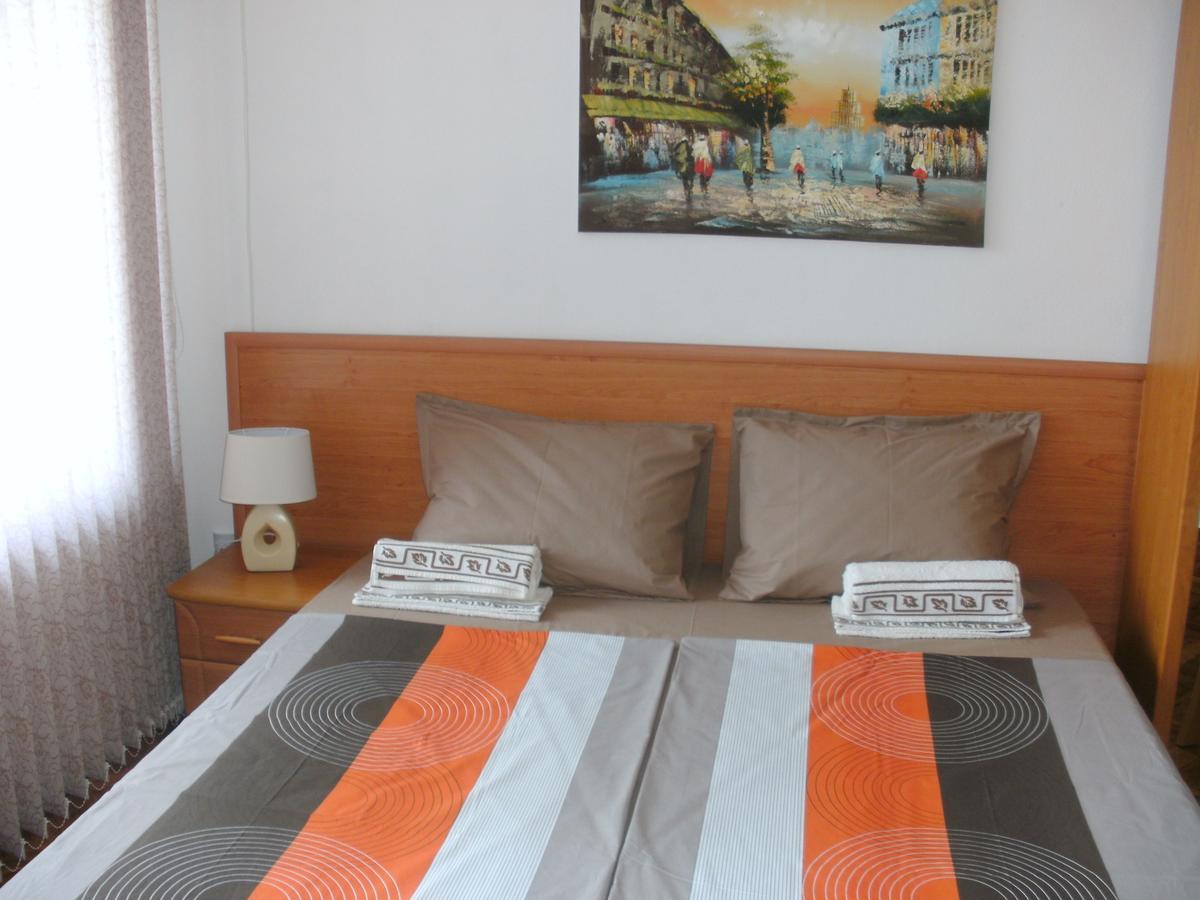פרימורסקו Guest House Stenli מראה חיצוני תמונה