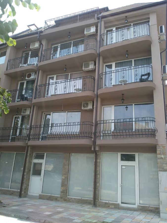 פרימורסקו Guest House Stenli מראה חיצוני תמונה
