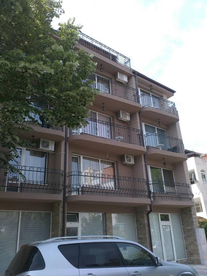 פרימורסקו Guest House Stenli מראה חיצוני תמונה