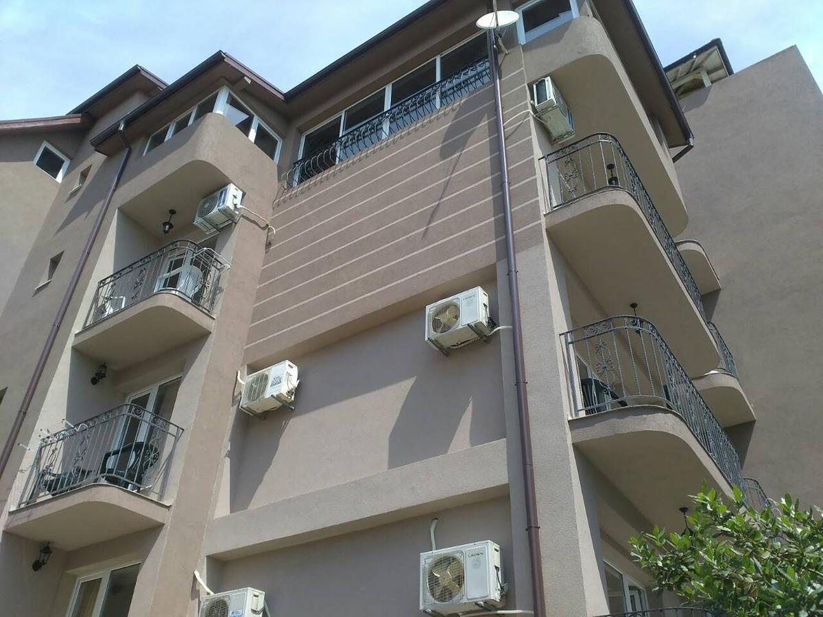 פרימורסקו Guest House Stenli מראה חיצוני תמונה
